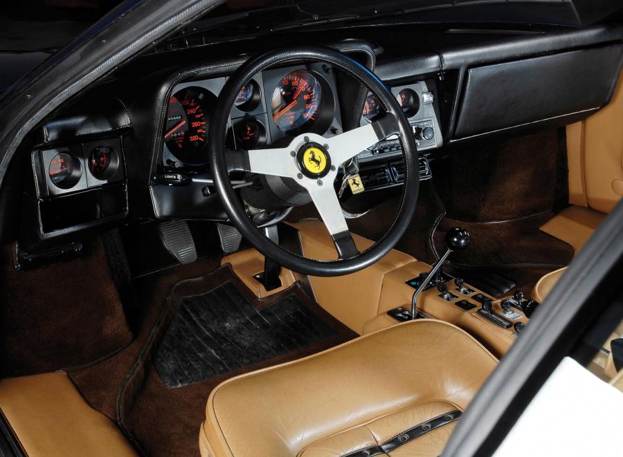  Ferrari 512 BB 1976 года  (фото 31 из 52)